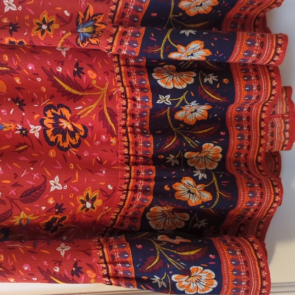 Old Navy Border Print Dress - Picture 5 of 7